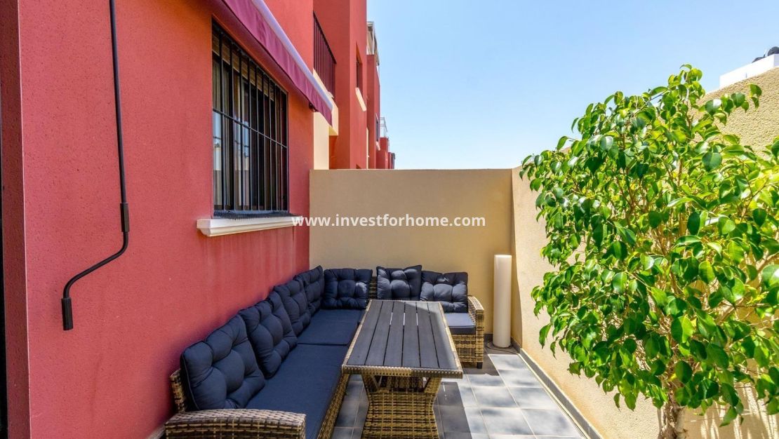 Sale - House - Torrevieja - aguas nuevas