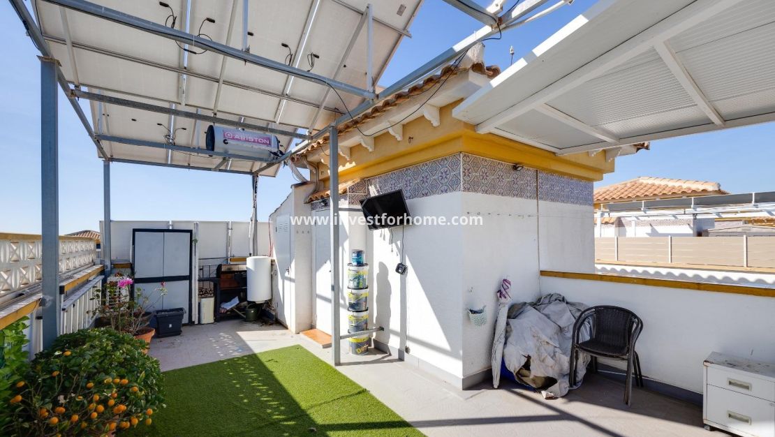 Sale - House - Torrevieja - aguas nuevas