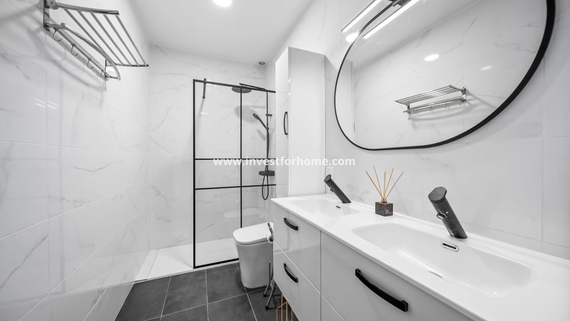 Sale - House - Torrevieja - Cabo Cervera