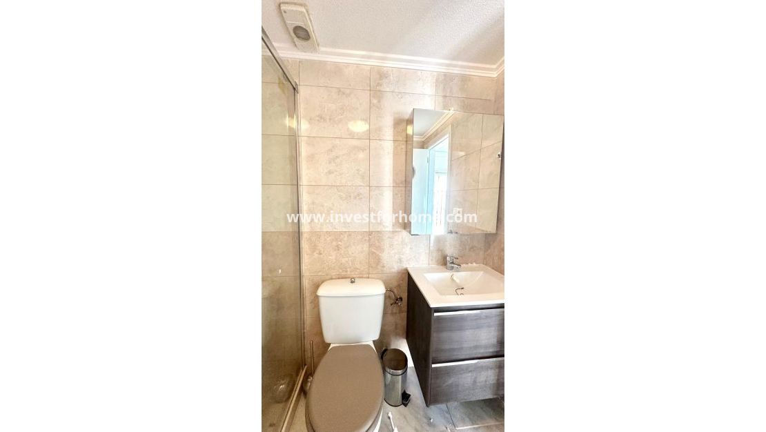 Sale - House - Torrevieja - Carrefour