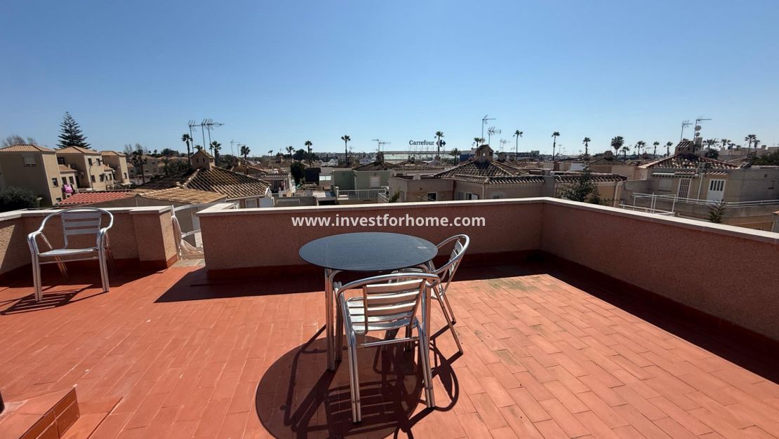 Sale - House - Torrevieja - Carrefour