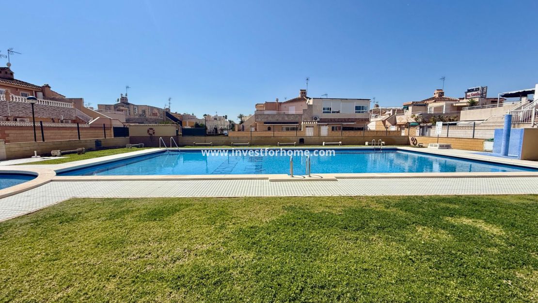 Sale - House - Torrevieja - Carrefour