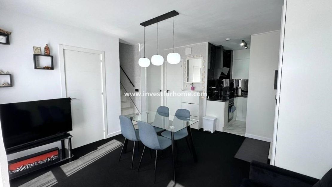 Sale - House - Torrevieja - Carrefour