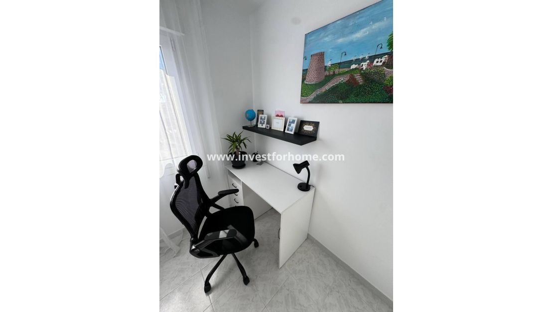 Sale - House - Torrevieja - Carrefour