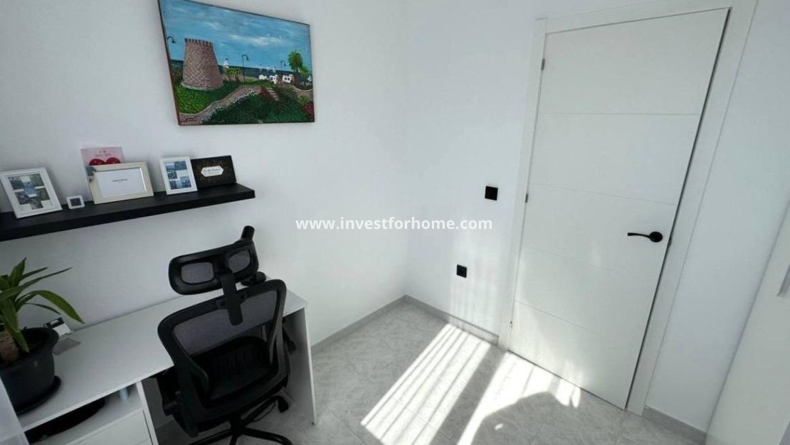 Sale - House - Torrevieja - Carrefour