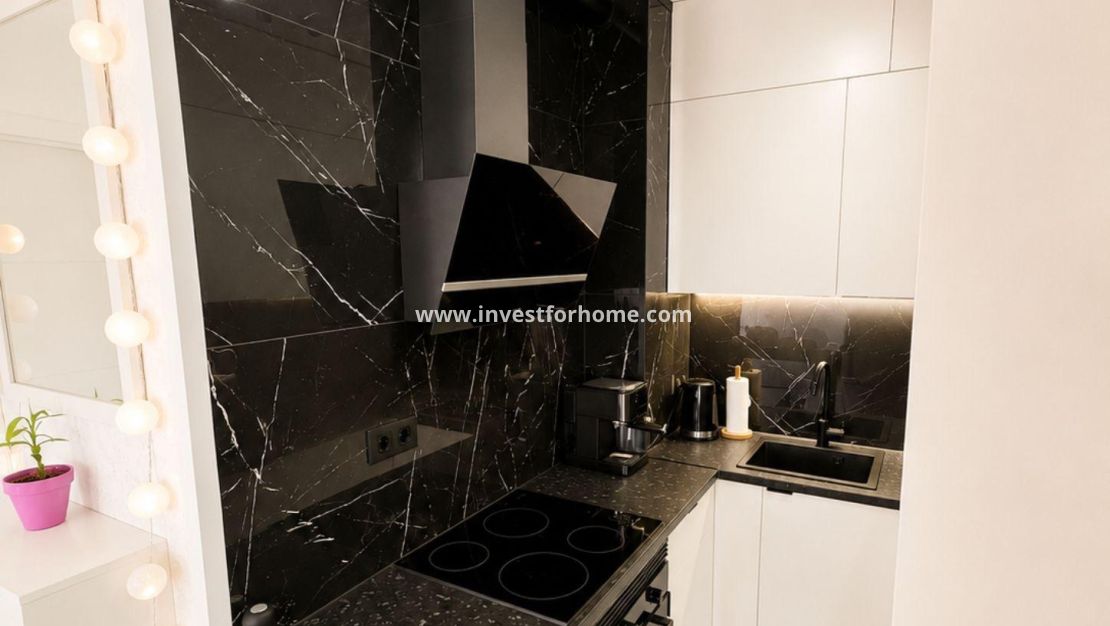 Sale - House - Torrevieja - Carrefour