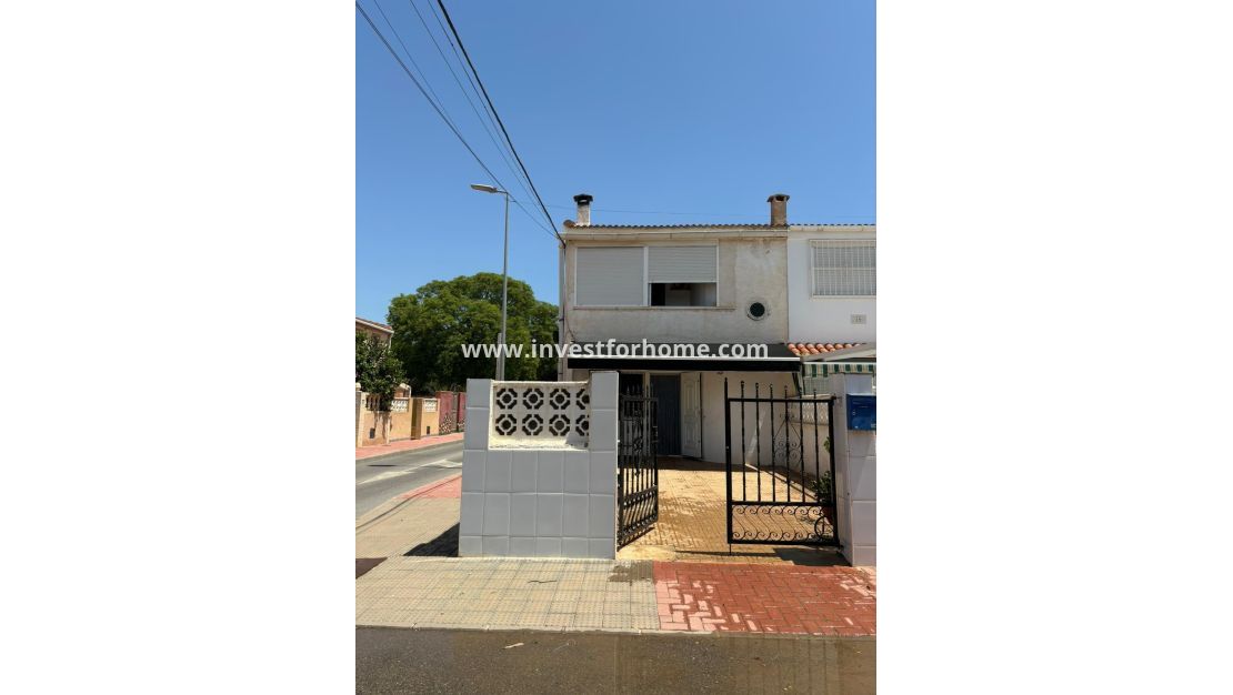 Sale - House - Torrevieja - Centro