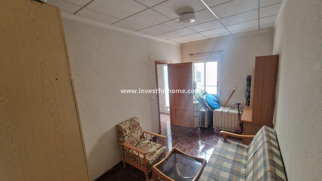 Sale - House - Torrevieja - Centro