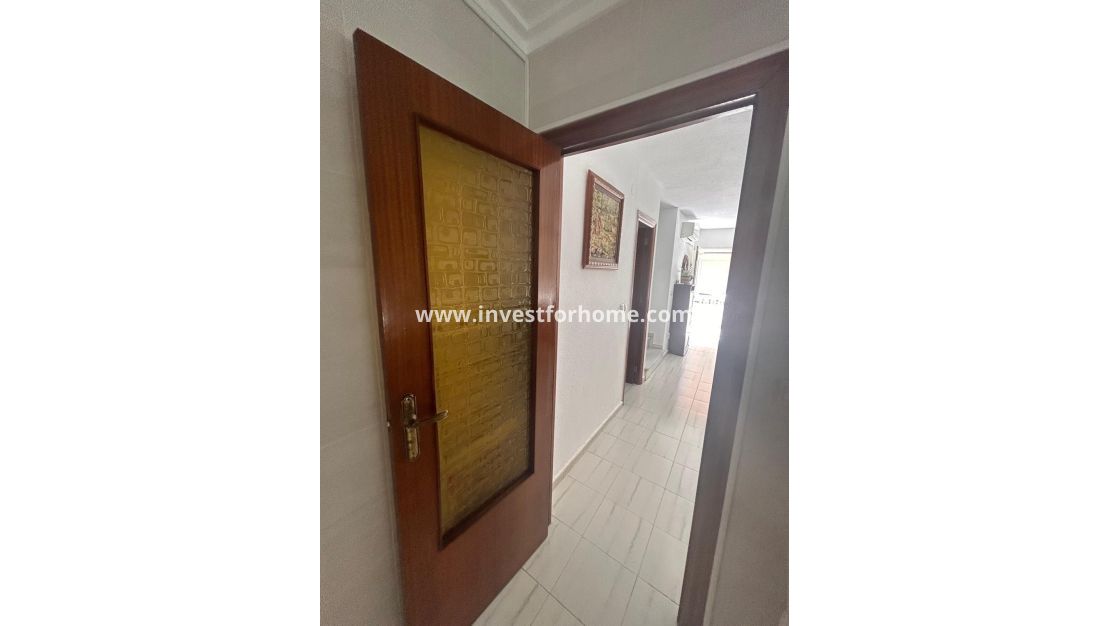 Sale - House - Torrevieja - Centro