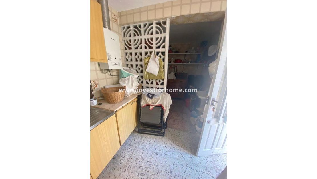 Sale - House - Torrevieja - Centro