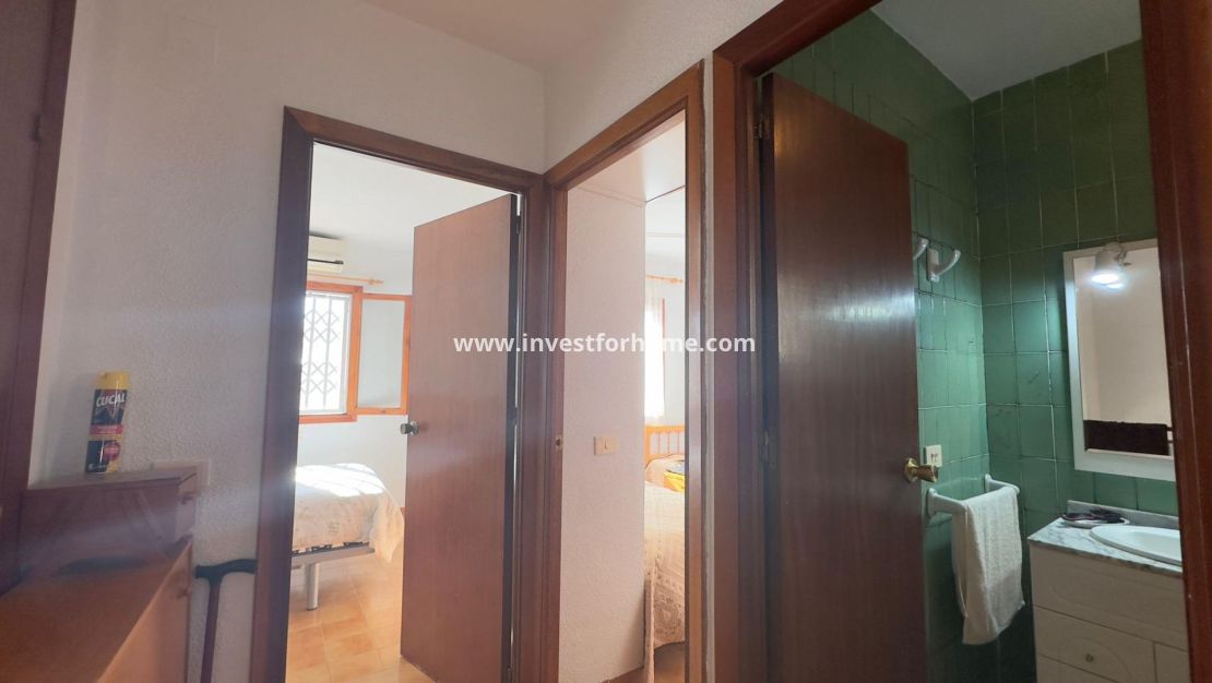 Sale - House - Torrevieja - Centro