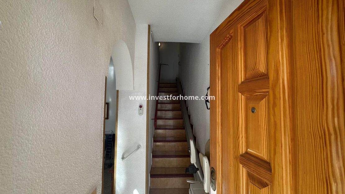 Sale - House - Torrevieja - Centro