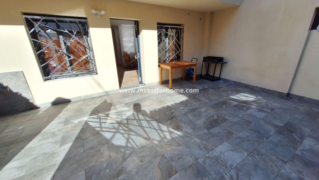 Sale - House - Torrevieja - Centro