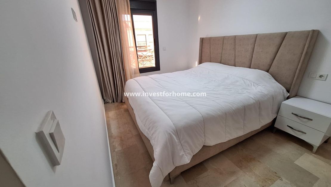 Sale - House - Torrevieja - Centro