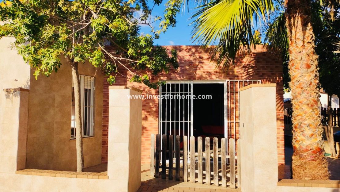 Sale - House - Torrevieja - Costa Blanca