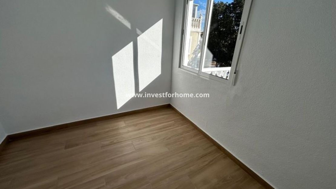 Sale - House - Torrevieja - Costa Blanca