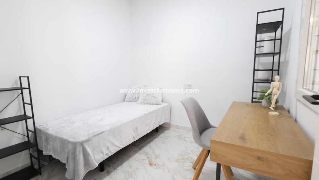 Sale - House - Torrevieja - Costa Blanca