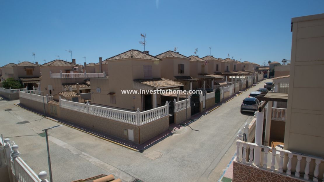 Sale - House - Torrevieja - Costa Blanca