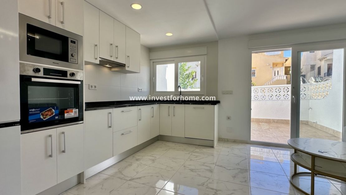 Sale - House - Torrevieja - Costa Blanca