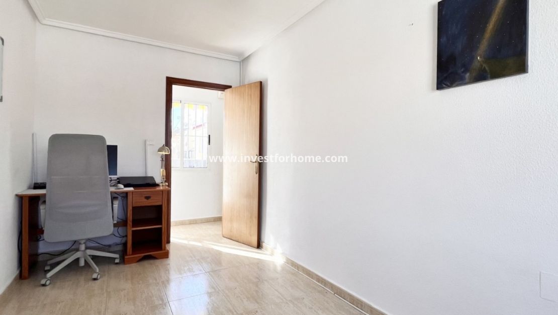 Sale - House - Torrevieja - Costa Blanca