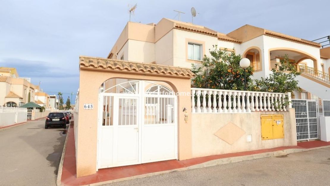Sale - House - Torrevieja - Costa Blanca