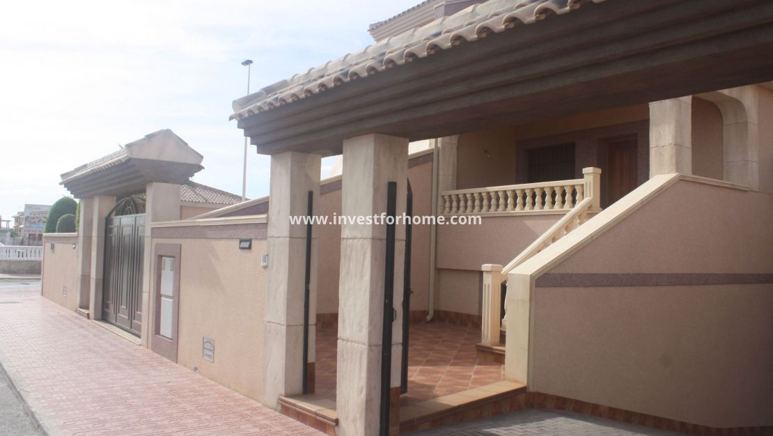 Sale - House - Torrevieja - Costa Blanca