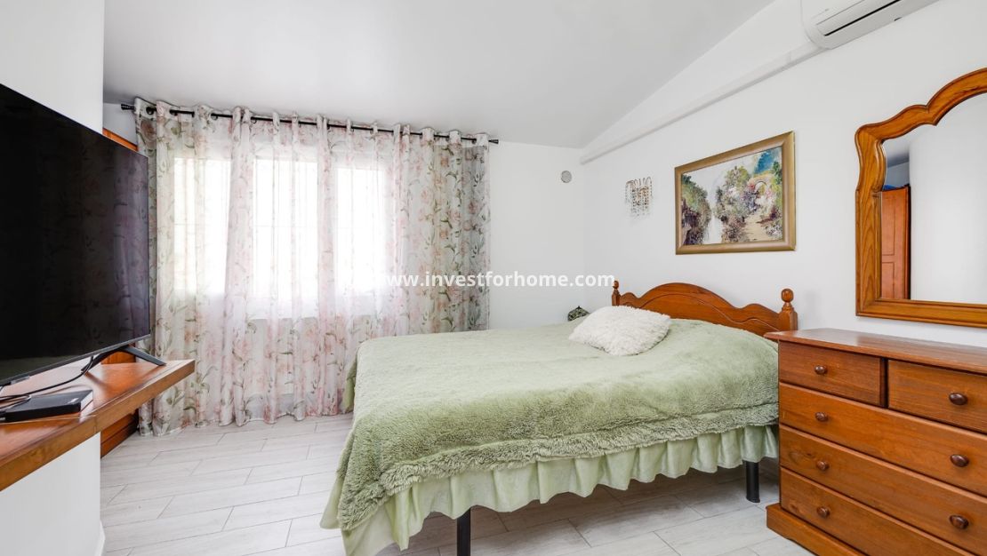 Sale - House - Torrevieja - Costa Blanca