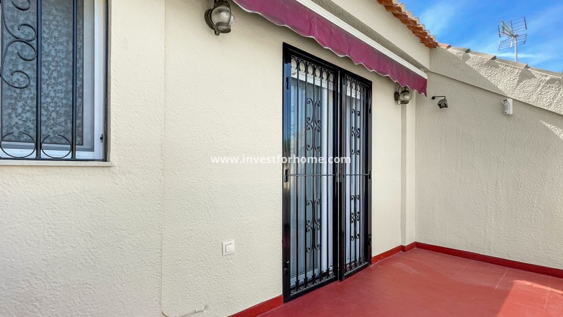 Sale - House - Torrevieja - Costa Blanca