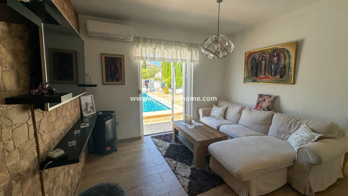 Sale - House - Torrevieja - Costa Blanca
