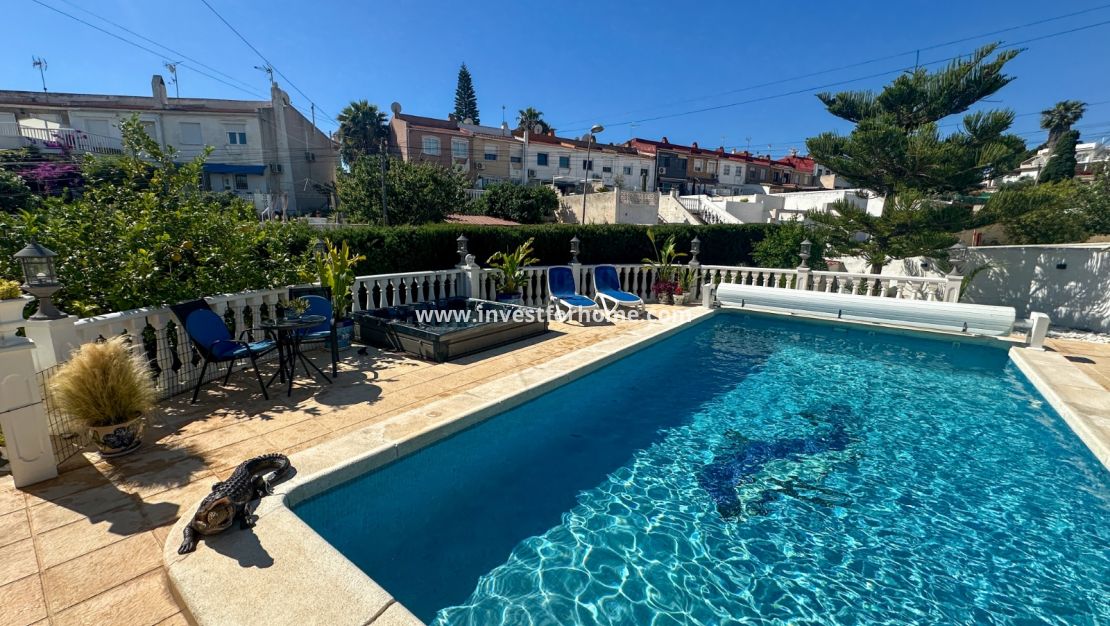 Sale - House - Torrevieja - Costa Blanca