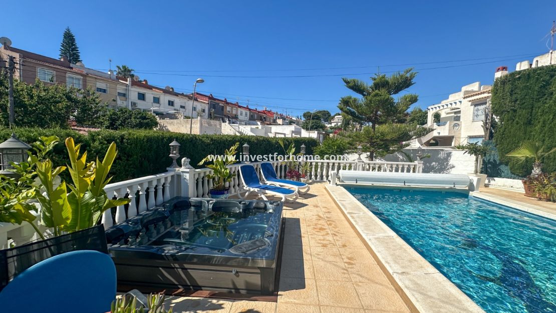 Sale - House - Torrevieja - Costa Blanca