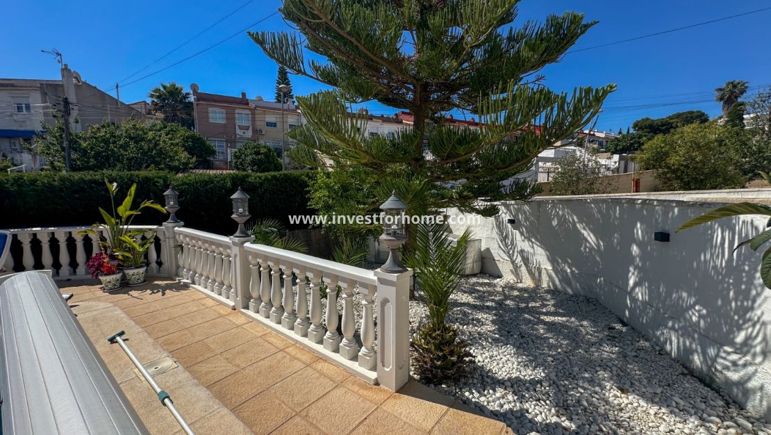 Sale - House - Torrevieja - Costa Blanca