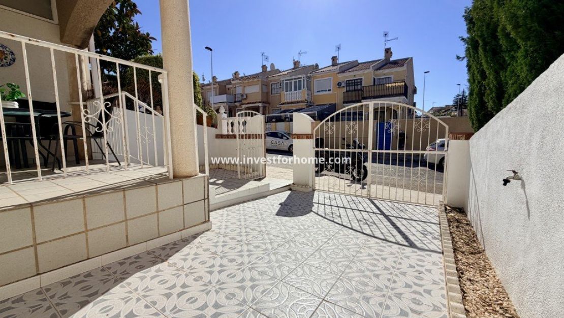Sale - House - Torrevieja - Costa Blanca