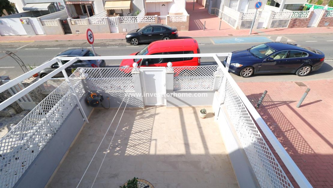 Sale - House - Torrevieja - El Acequión - Los Náufragos