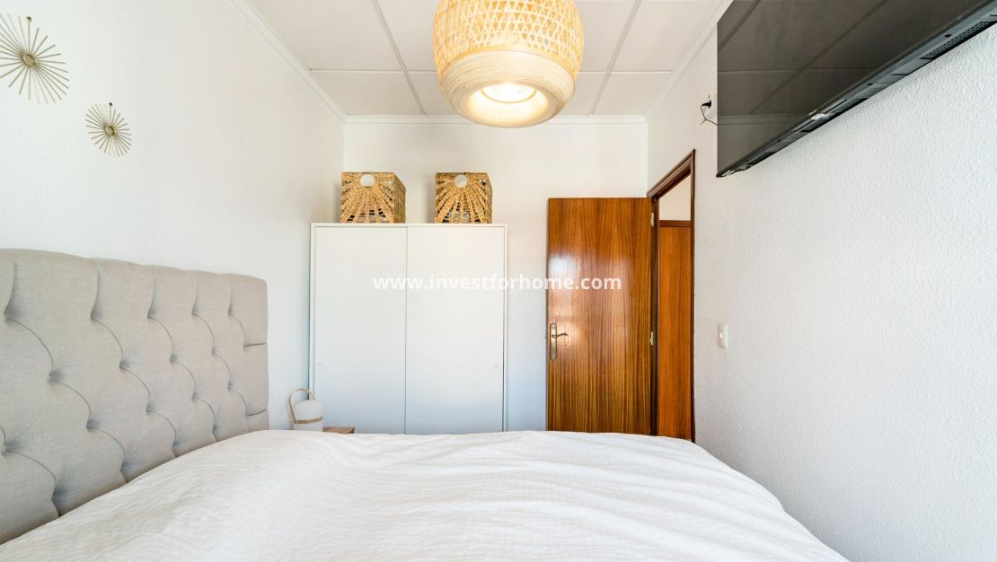 Sale - House - Torrevieja - El Acequión - Los Náufragos