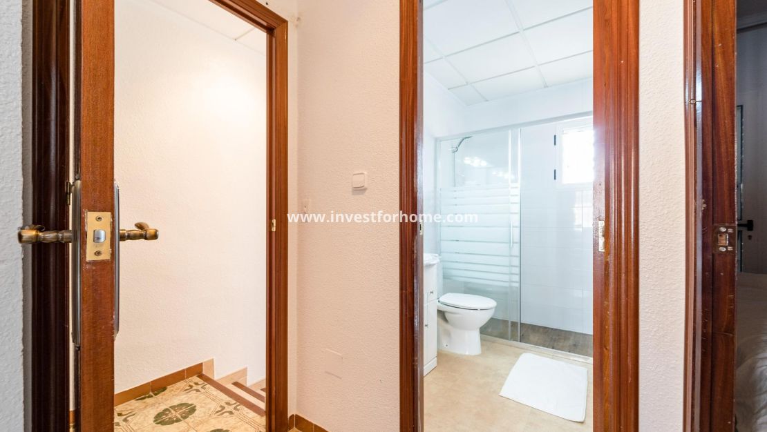 Sale - House - Torrevieja - El Acequión - Los Náufragos