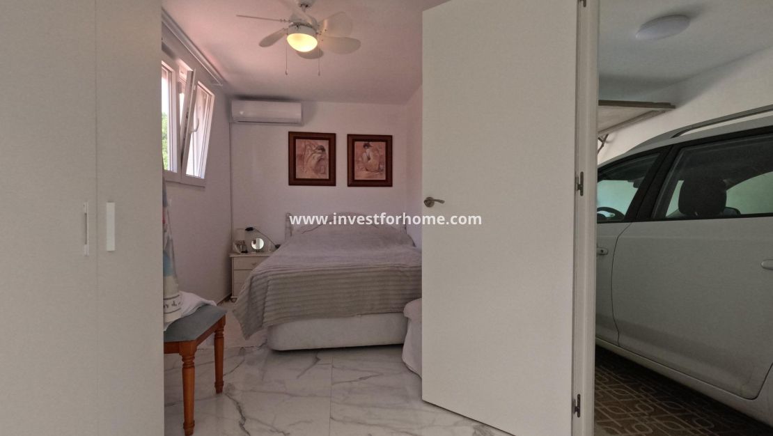 Sale - House - Torrevieja - El Acequión - Los Náufragos