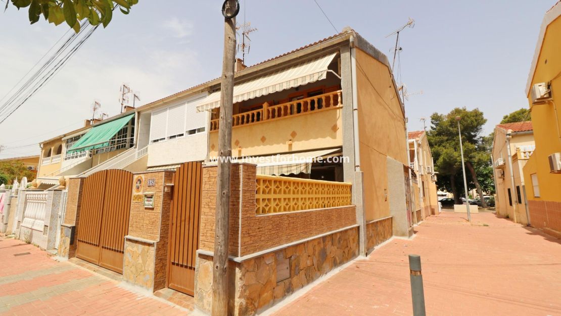 Sale - House - Torrevieja - El Acequión - Los Náufragos