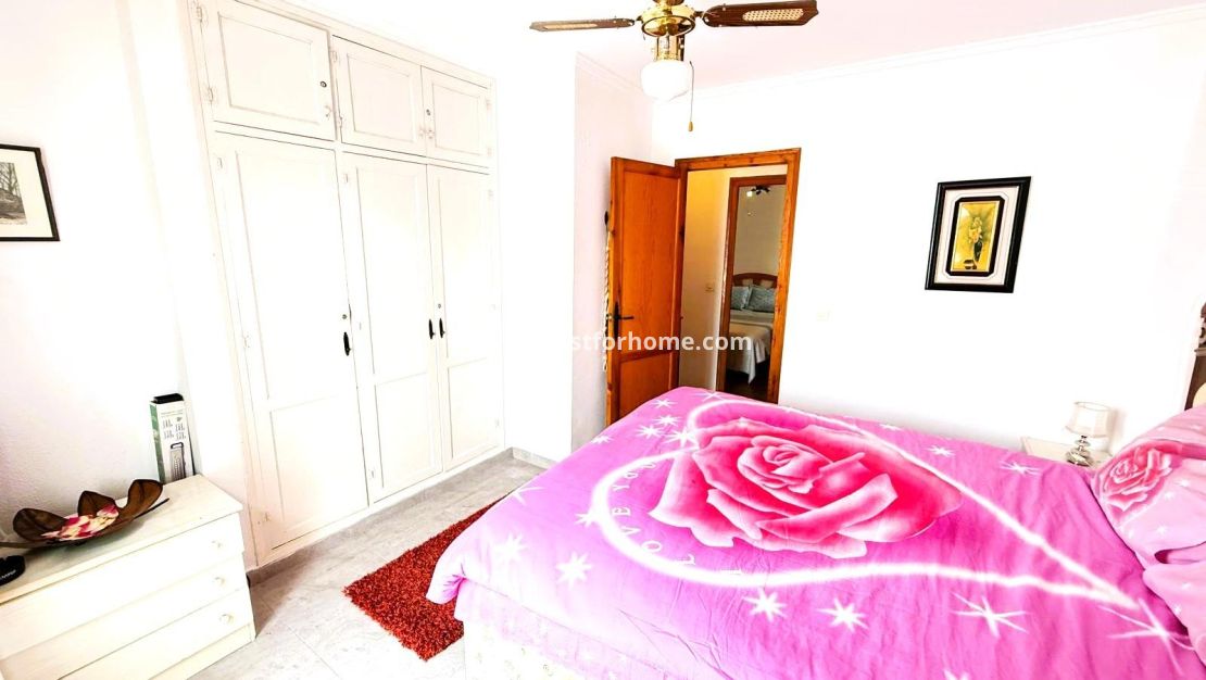 Sale - House - Torrevieja - El Chaparral