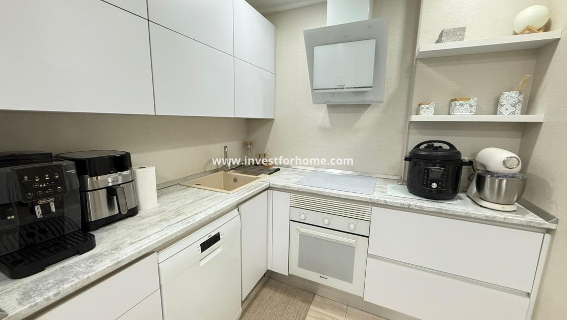 Sale - House - Torrevieja - El Chaparral