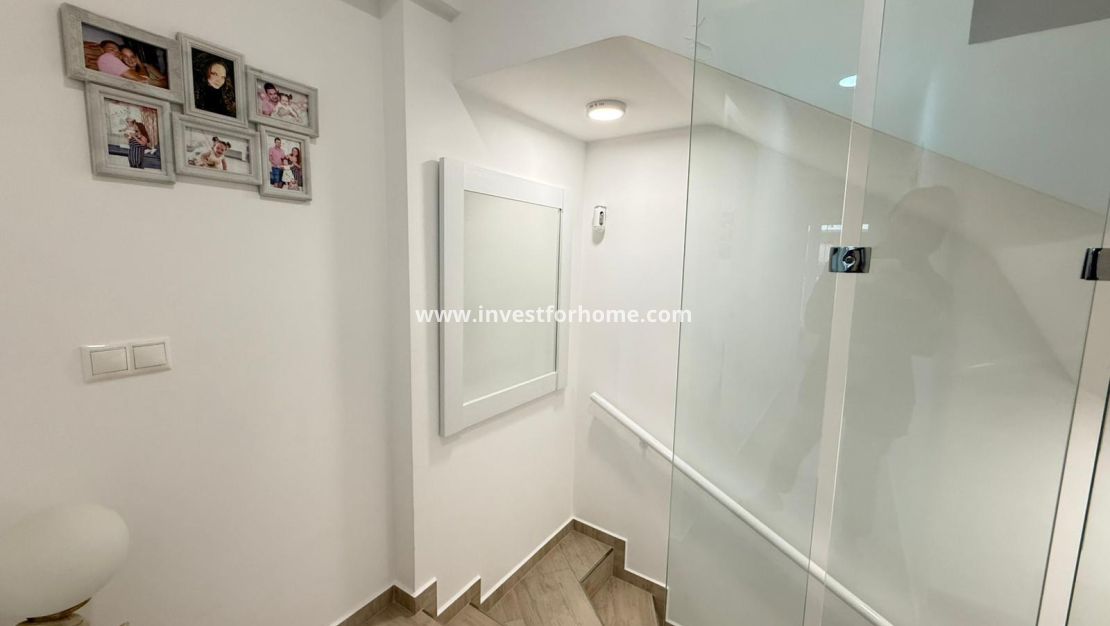 Sale - House - Torrevieja - El Chaparral