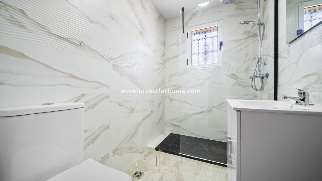 Sale - House - Torrevieja - Jardín del Mar