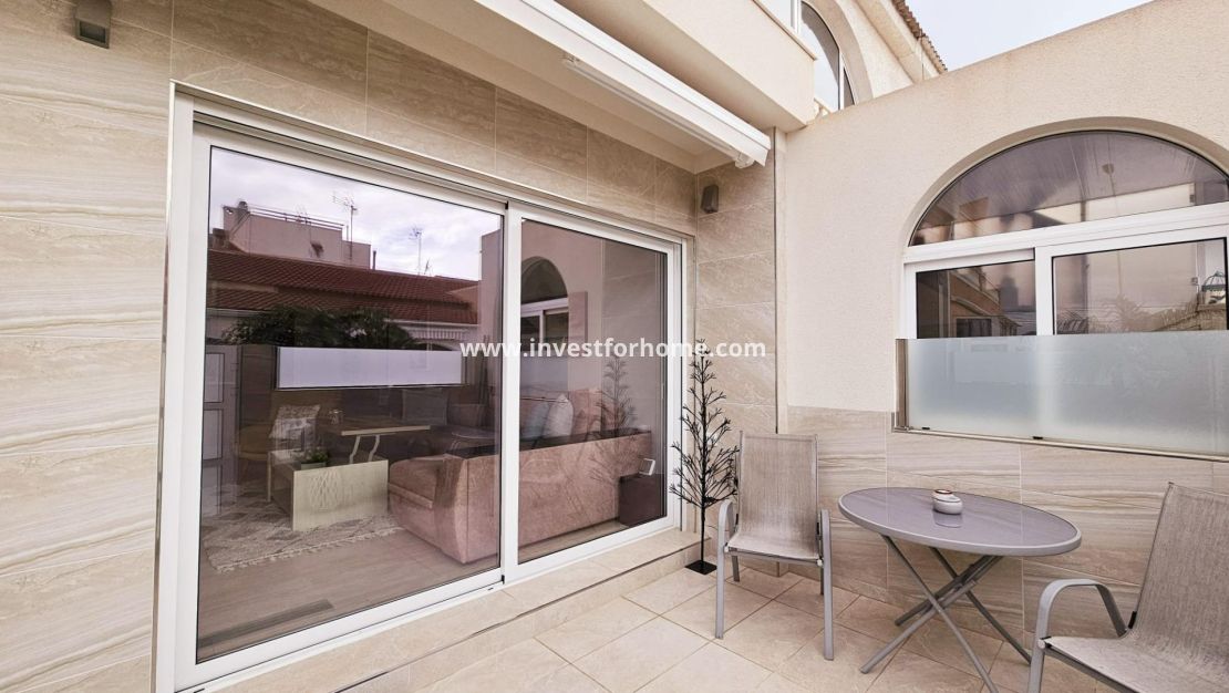 Sale - House - Torrevieja - La Siesta-El Chaparral