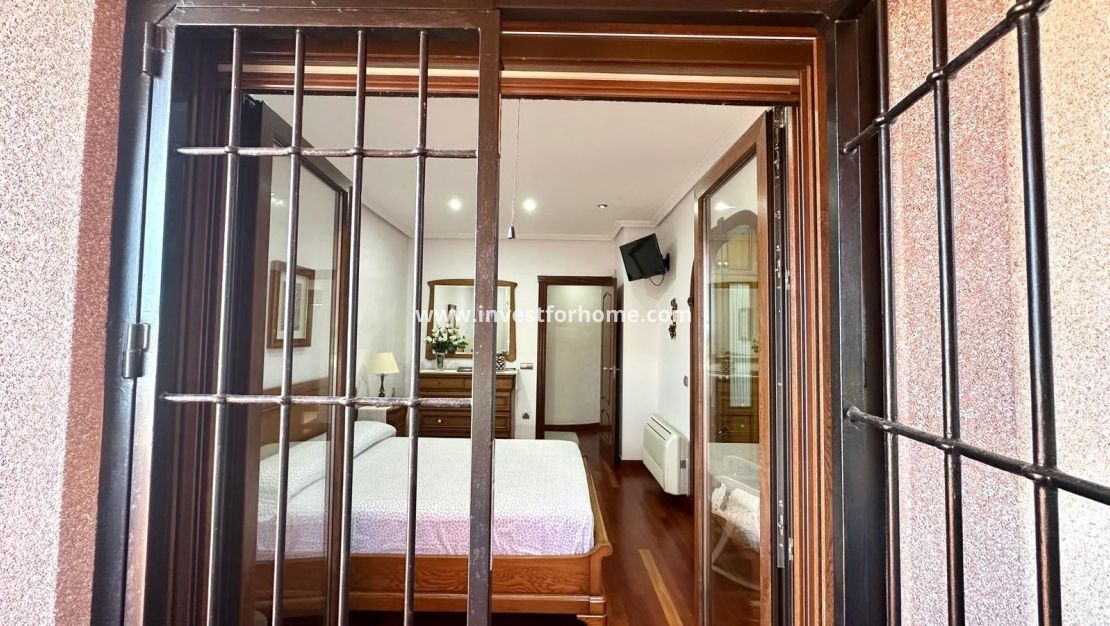 Sale - House - Torrevieja - La Siesta-El Chaparral