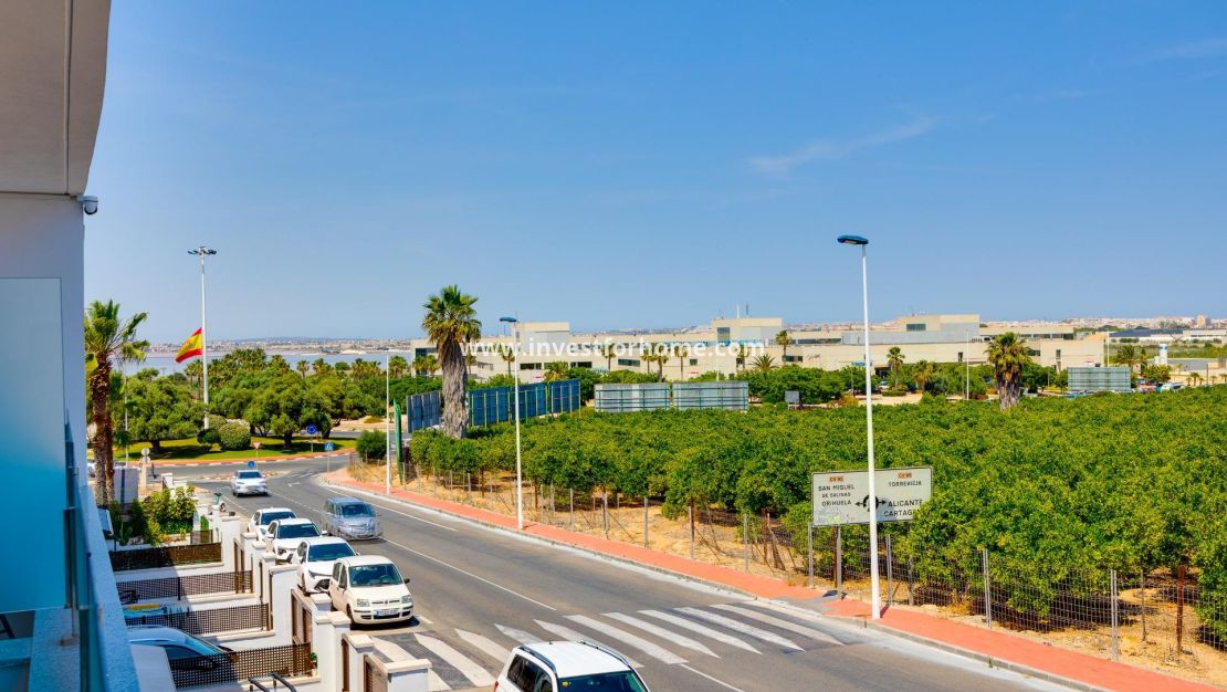 Sale - House - Torrevieja - La Siesta-El Chaparral