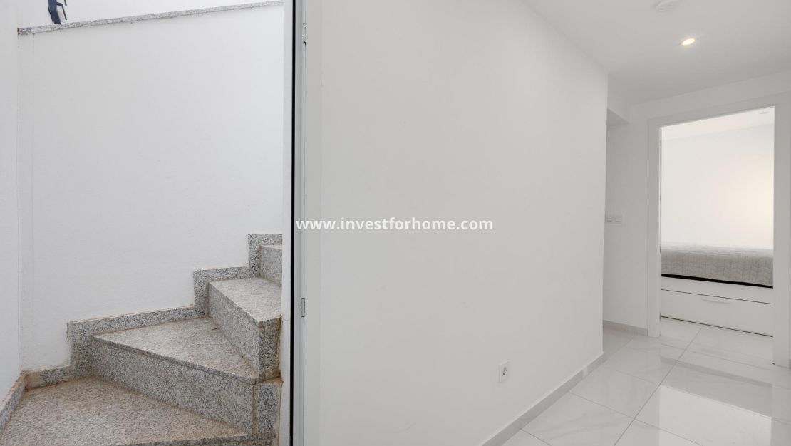 Sale - House - Torrevieja - La Siesta-El Chaparral