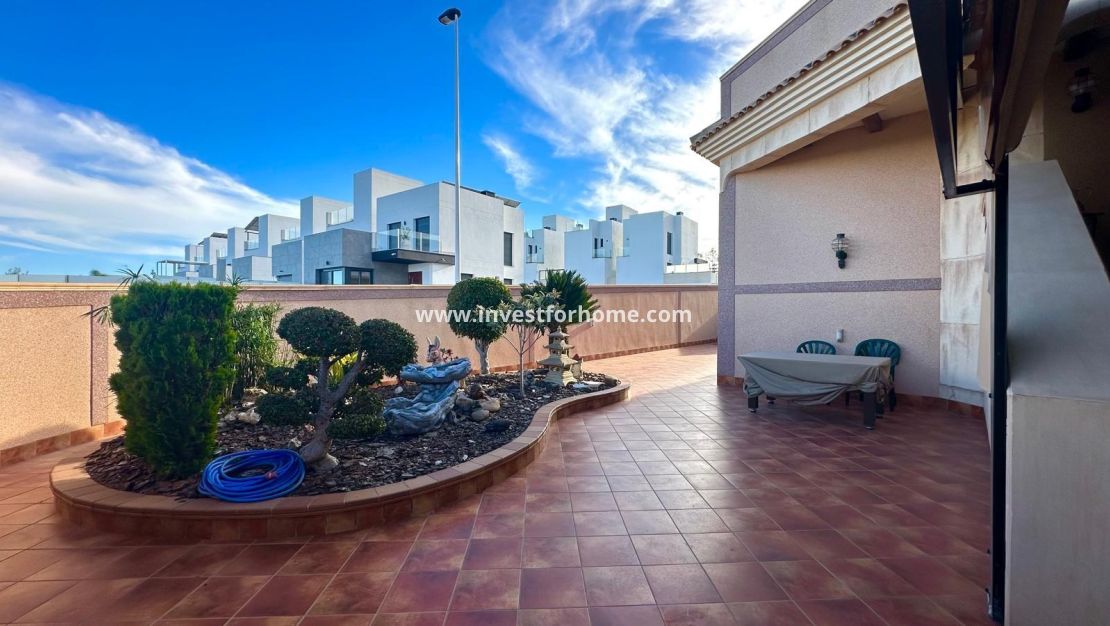 Sale - House - Torrevieja - La Siesta-El Chaparral