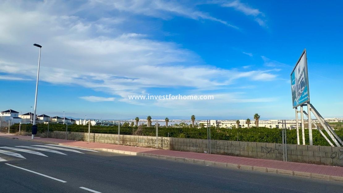 Sale - House - Torrevieja - La Siesta-El Chaparral
