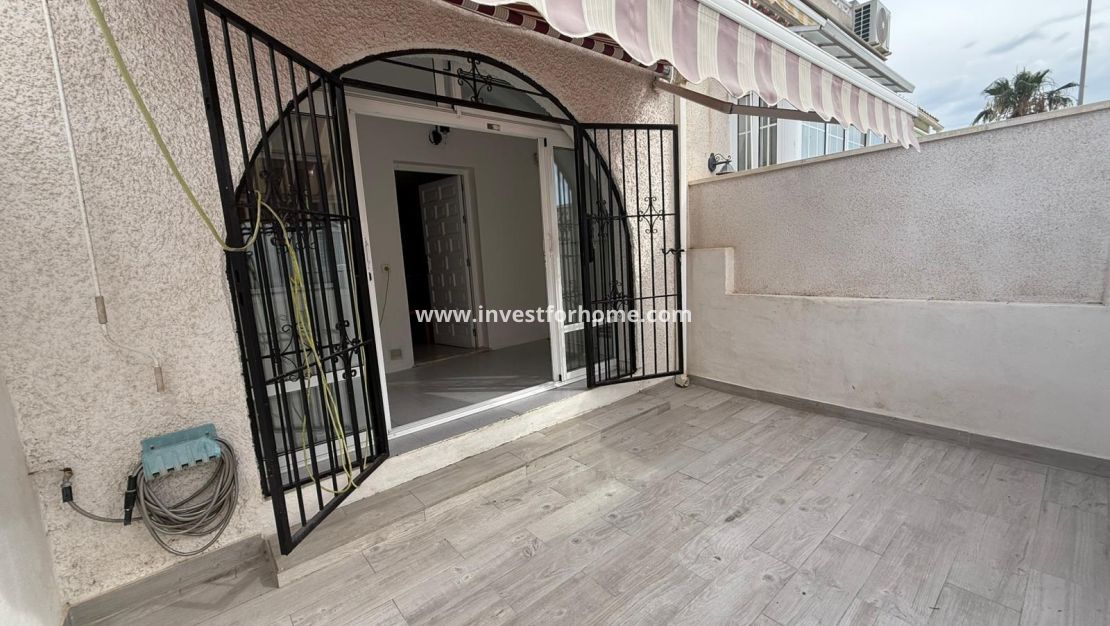 Sale - House - Torrevieja - La Siesta - El Salado - Torreta