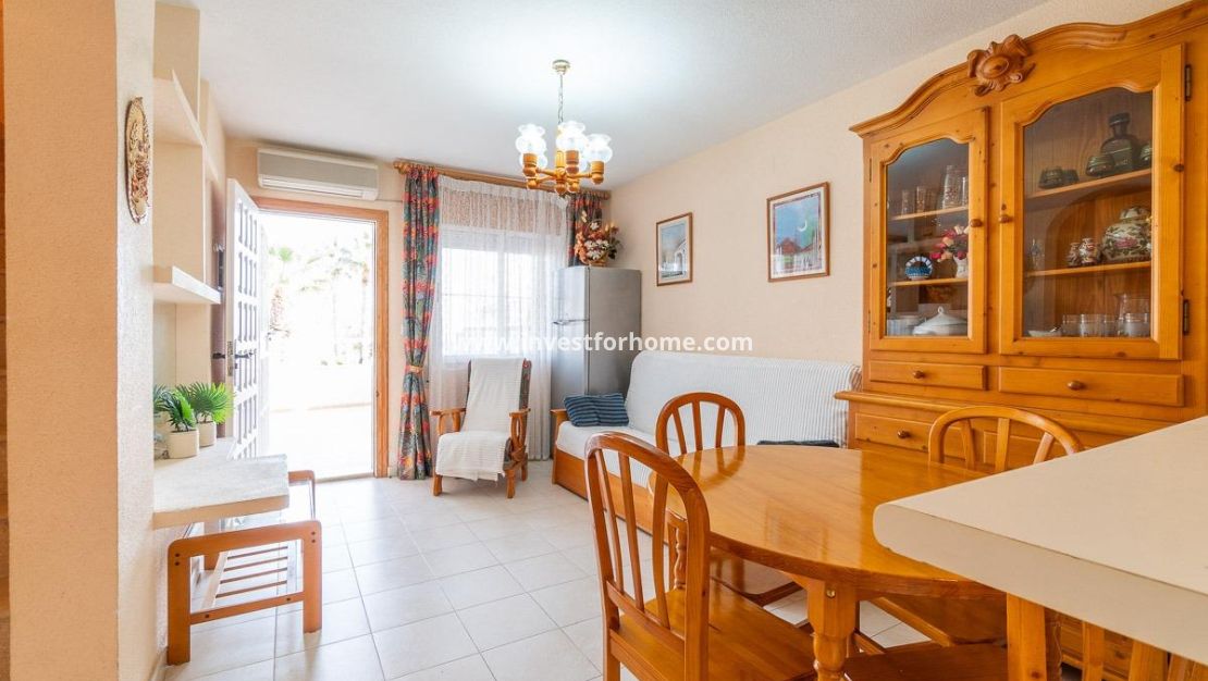 Sale - House - Torrevieja - Los Altos